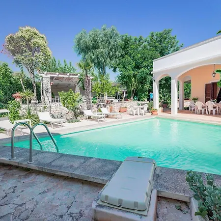 1 Bedroom Gorgeous In Holiday home *